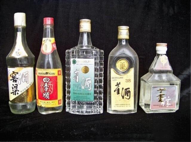 说说那老八大名酒之一,贵州董酒外观演变图赏!